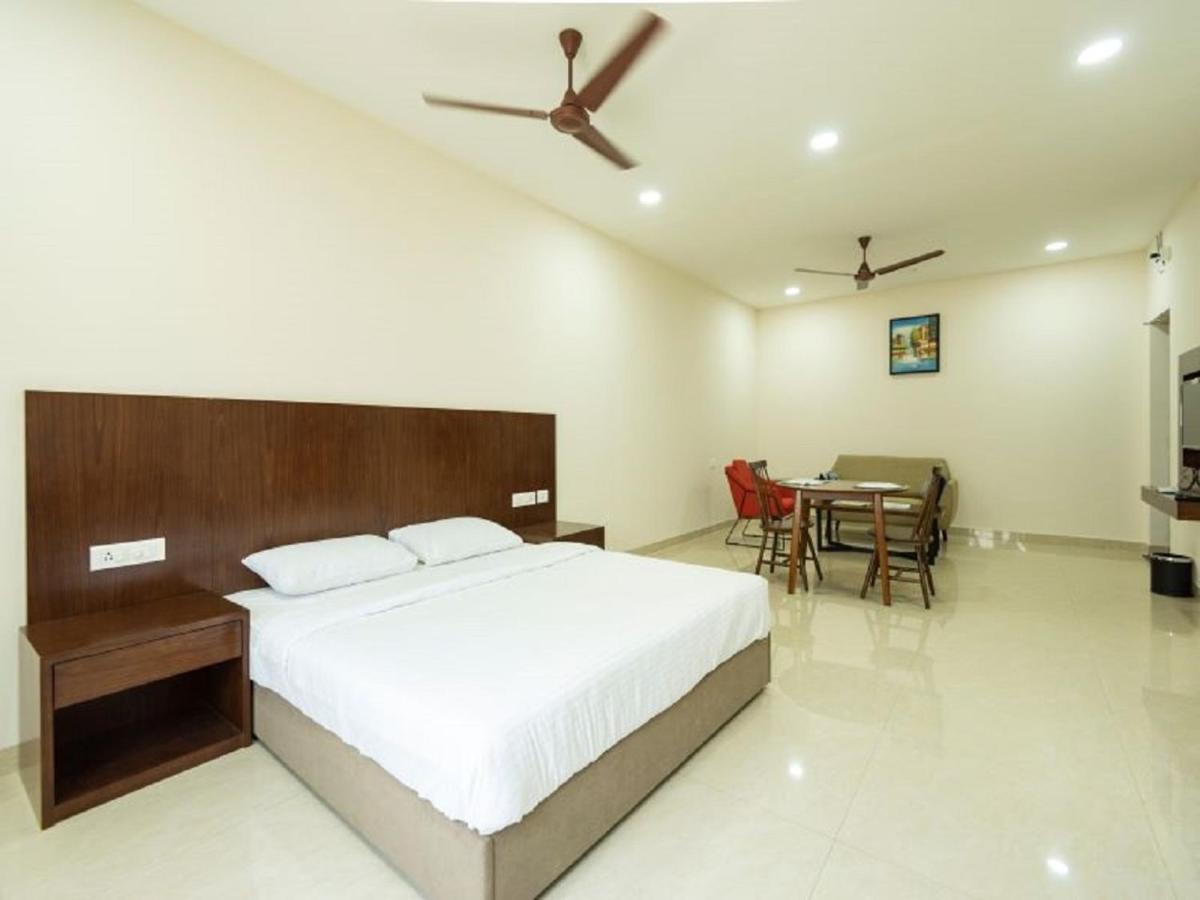 Mayfair Service Apartments Kojambuttúr Kültér fotó