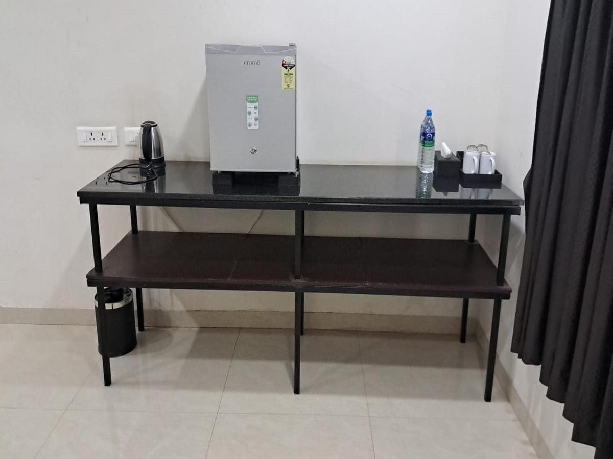 Mayfair Service Apartments Kojambuttúr Kültér fotó